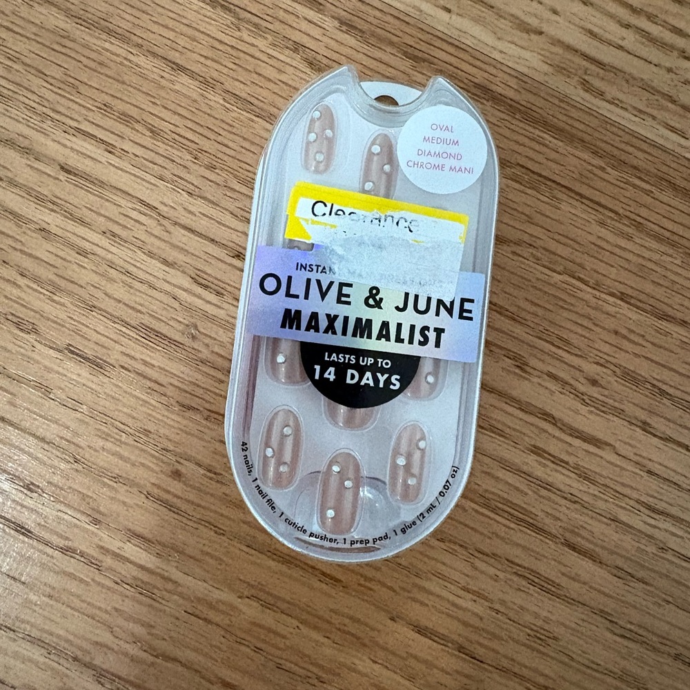 5/$25 Olive and June press on nails